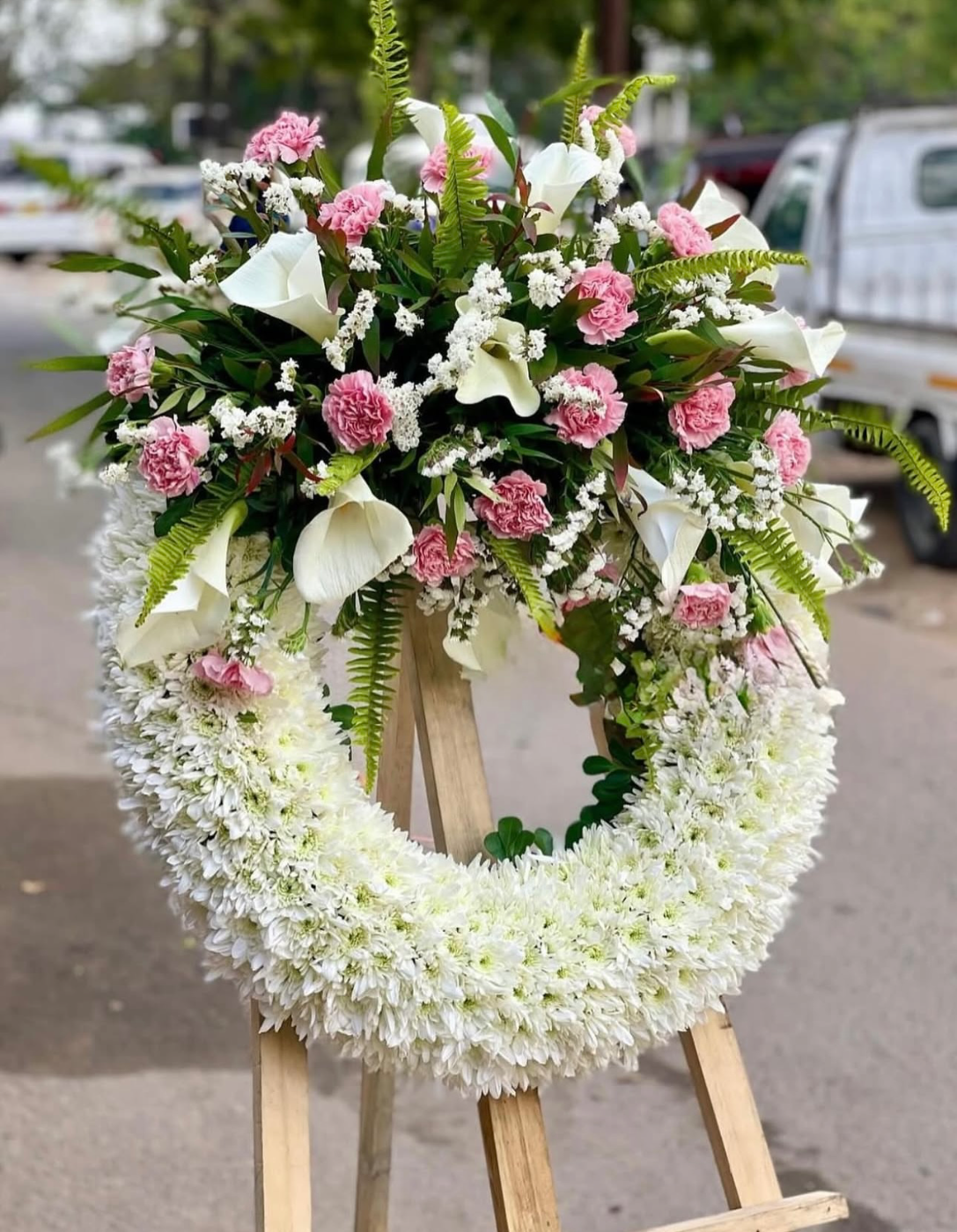 White Sympathy Wreath